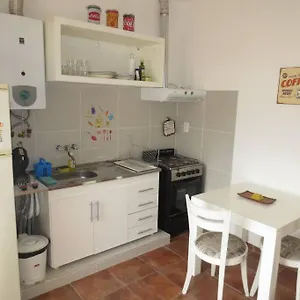 Lo De Piti. Excelente Ubicacion, Calido Y Luminoso Apartamento Mendoza